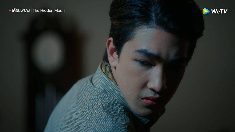 David Matthew dalam cuplikan The Hidden Moon. (x.com/WeTVThailand)
