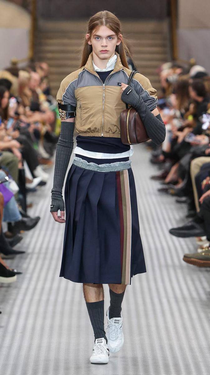 Miu Miu S/S '25 di Paris Fashion Week 2024 (dok. Miu Miu)