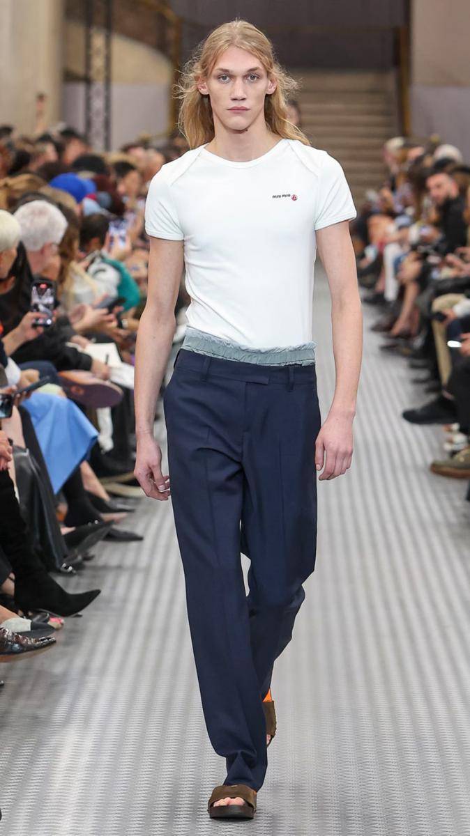 Miu Miu S/S '25 di Paris Fashion Week 2024 (dok. Miu Miu)