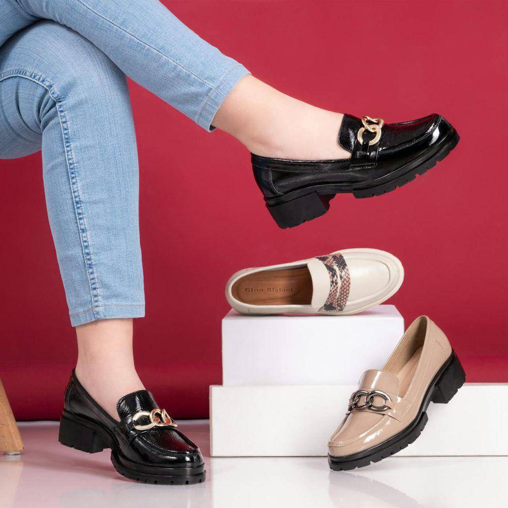 ilustrasi sepatu loafer (pexels.com/José Martin Segura Benites)