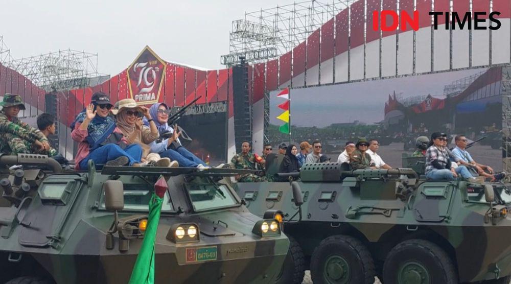 Pamer Senjata dan Kekuatan Pertahanan Indonesia di HUT ke-79 TNI