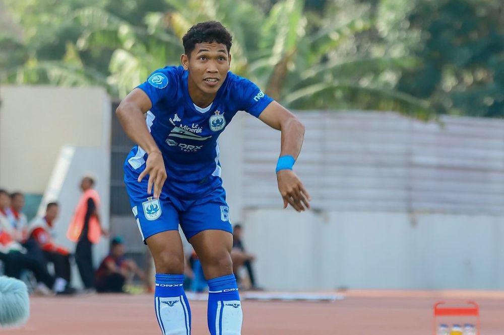 Tri Setiawan (instagram.com/psisfcofficial)