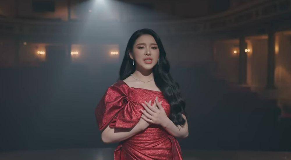 Tiara Andini di MV "Bukan Untukku (YouTube.com/Tiara Andini)