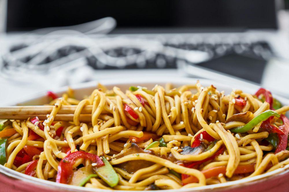 Resep Mi Goreng Asam Pedas ala Thailand, Siap-siap Ketagihan!