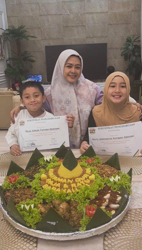 potret syukuran khataman Alquran keponakan Syahrini (instagram.com/syh55)