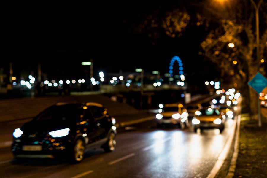 5 Tips Berkendara Aman saat Pulang Tengah Malam