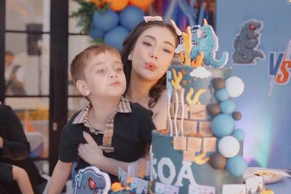 7 Potret Pesta Ultah Ke-5 Koa Anak Celine Evangelista, Bertema Monster