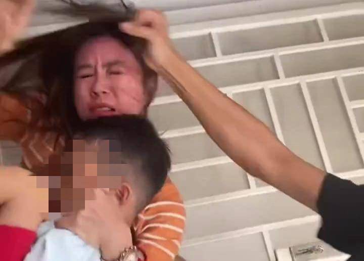 Tangkap layar aksi KDRT dialami selebgram Lampung, Anastasia Noor Widiastuti. (Instagram/@anastasiabayaa).