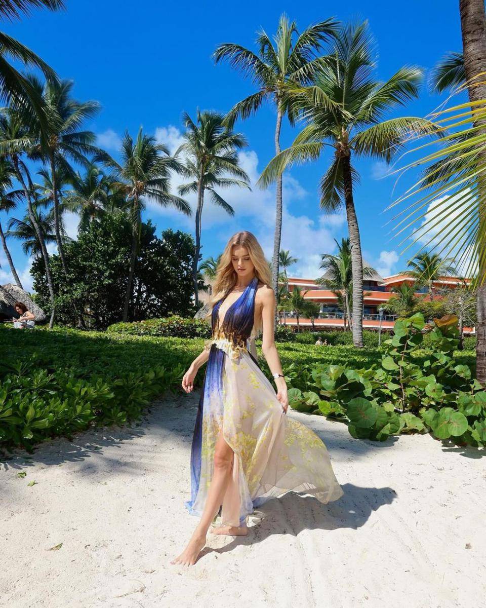Potret Kunjungan Miss World 2024 Krystyna Pyszkova ke Rep. Dominika (Instagram.com/krystyna_pyszko)