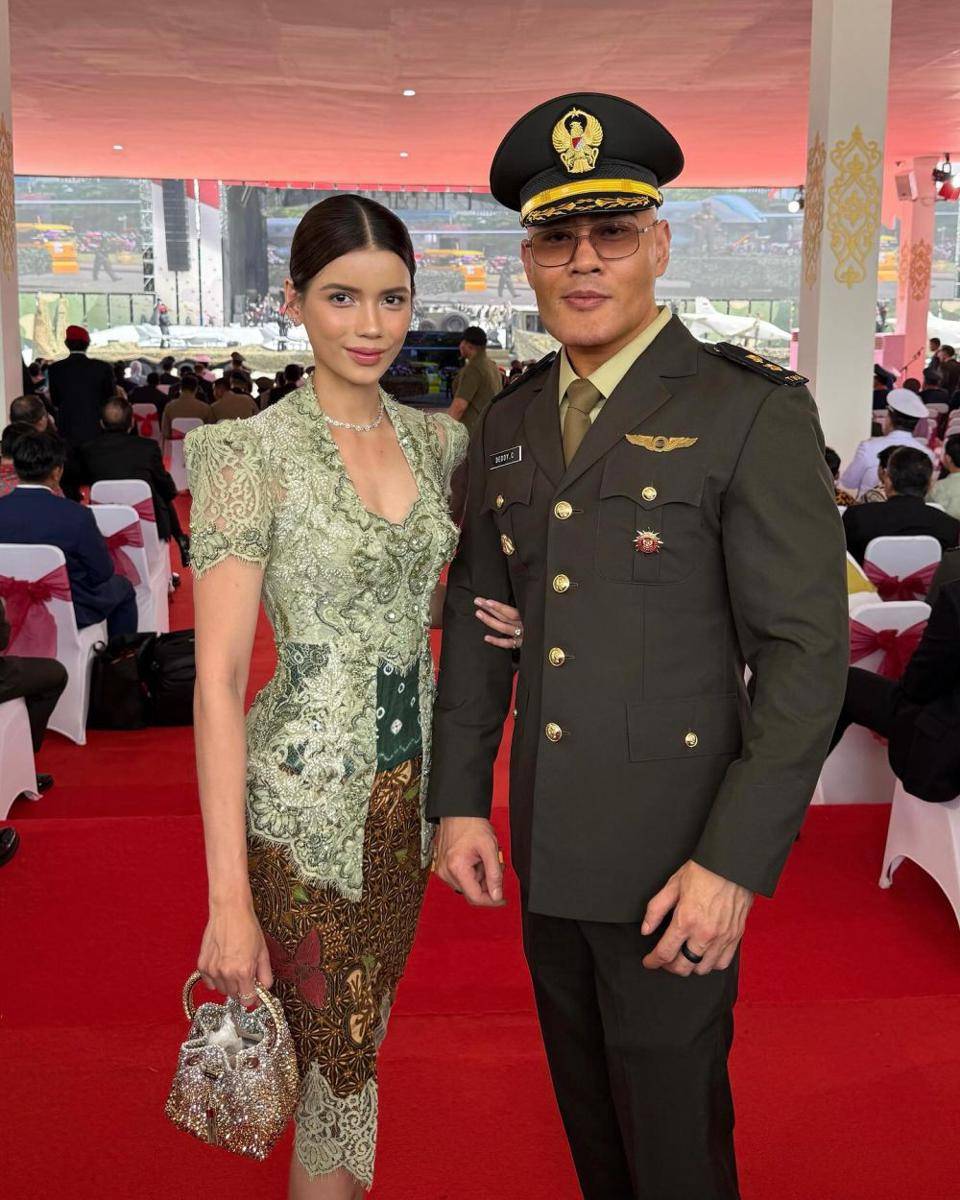 Deddy Corbuzier dan Sabrina HUT TNI (Instagram.com/sabrinachairunnisa_)