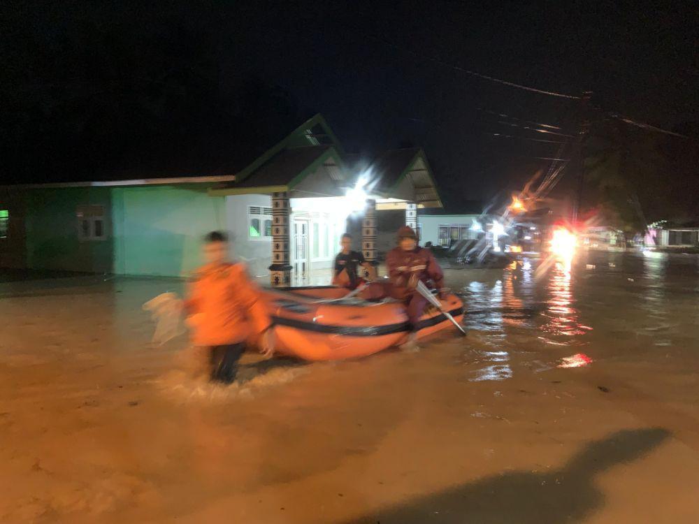 3 Kabupaten di Sumbar Terendam Banjir, Ribuan Warga Terdampak