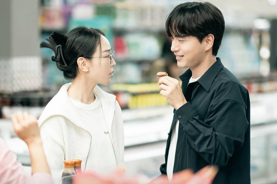 Shin Hae Sun dan Lee Jin Wook di Dear Hyeri (x.com/Channel_ENA)
