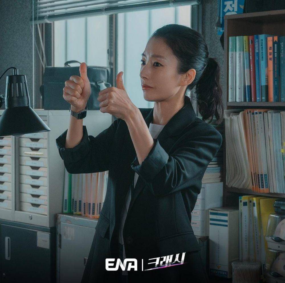 Kwak Sun Young di drama Crash (instagram.com/channel.ena.d)