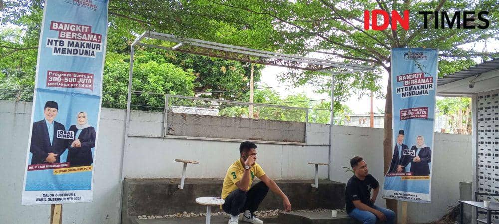 Janji pasangan Iqbal-Dinda untuk memberikan bantuan Rp300-500 juta per desa jika terpilih sebagai Gubernur dan Wakil Gubernur pada Pilgub 2024. (IDN Times,/Muhammad Nasir)