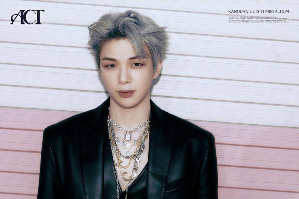 potret Kang Daniel di mini album ACT (instagram.com/daniel.k.official)