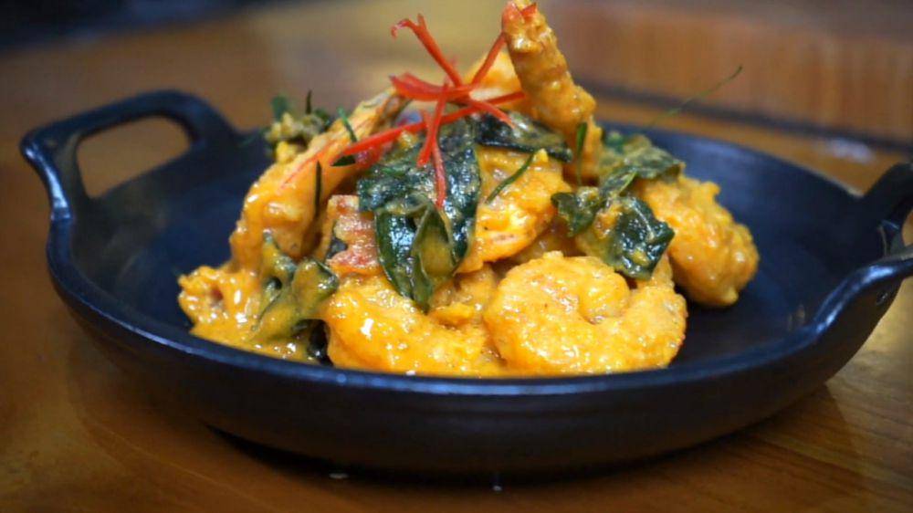 Ilustrasi udang goreng saus telur asin (youtube.com/Christo & Sisca)