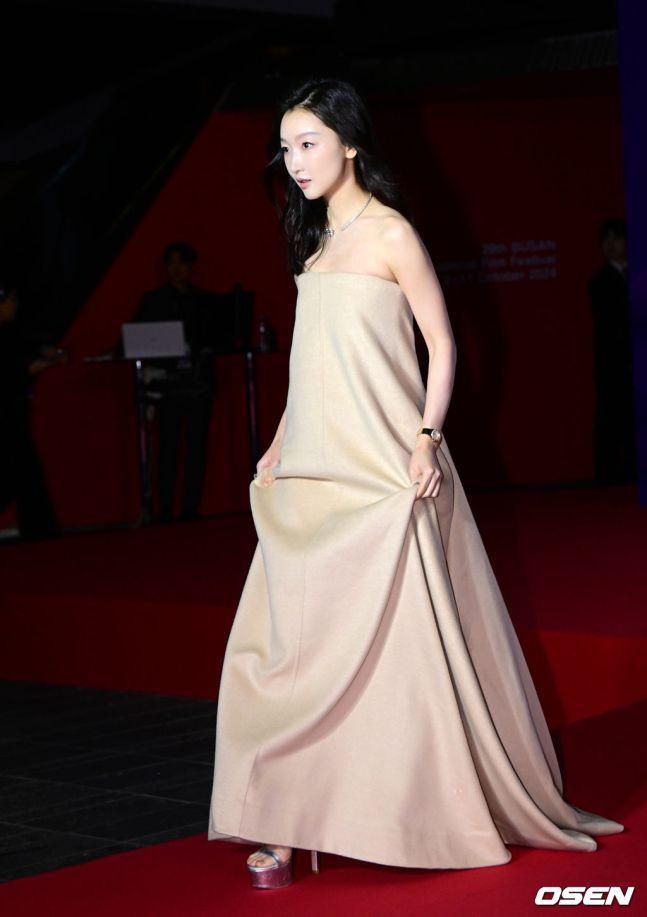 potret artis Korea hadiri BIFF 2024 (dok. OSEN)