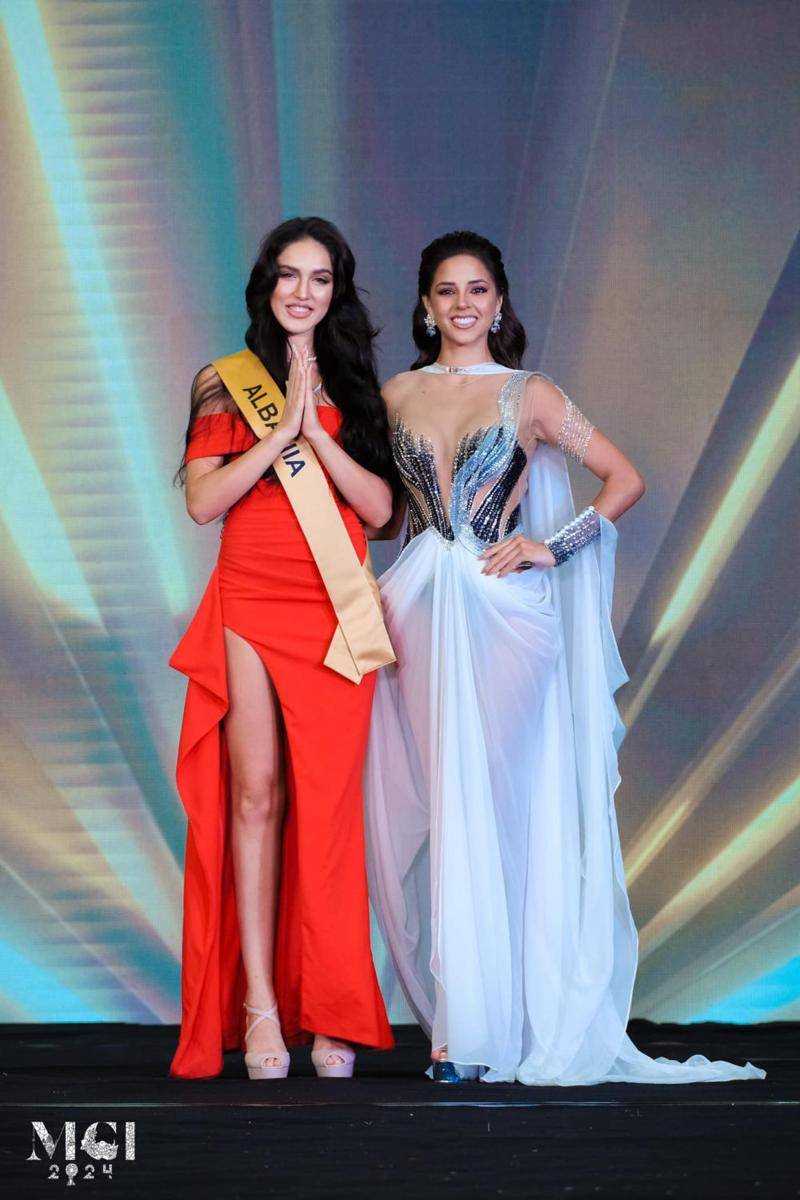 Potret Wakil Eropa Saat Sashing Ceremony Miss Grand International 2024 (Facebook.com/Miss Grand International)
