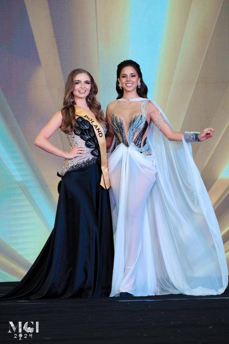 Potret Wakil Eropa Saat Sashing Ceremony Miss Grand International 2024 (Facebook.com/Miss Grand International)
