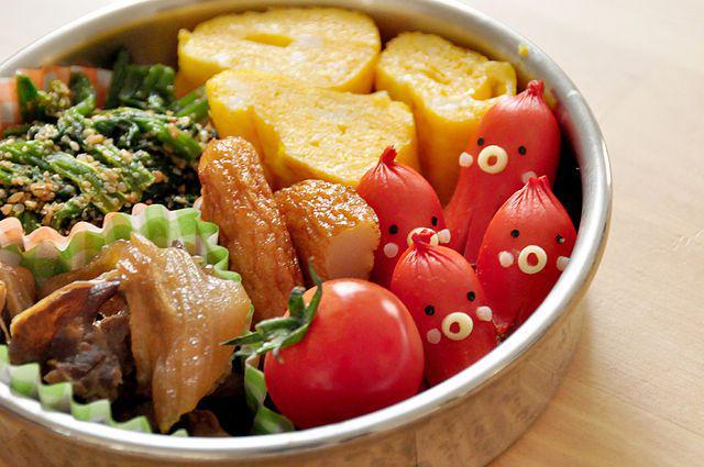 10 Inspirasi Ide Bekal Anak dari Sosis yang Praktis, Pasti Habis!