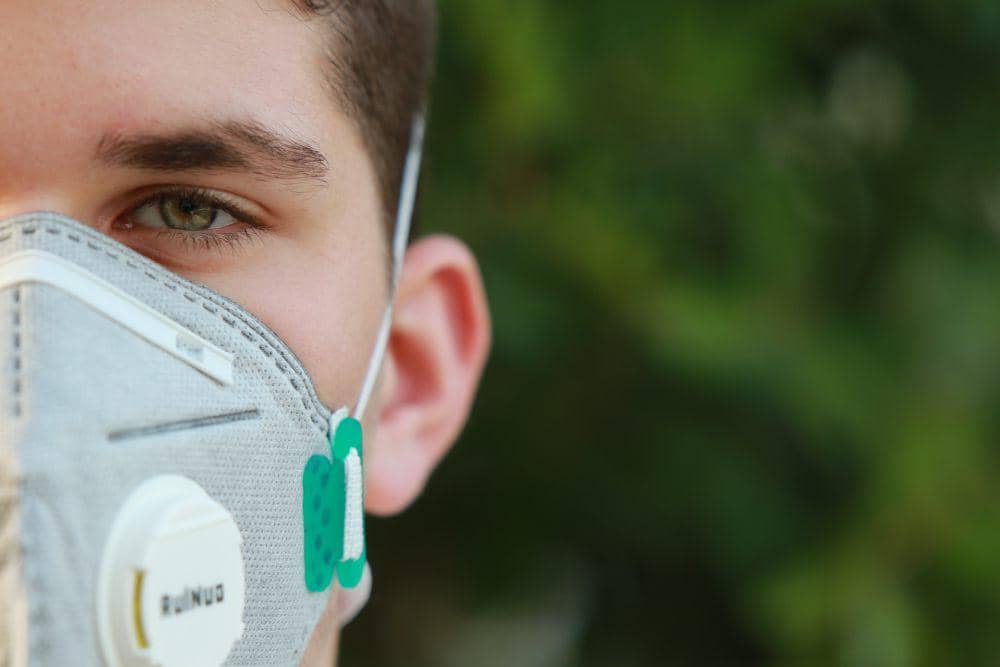 masker hidung sebagai pelindung eksternal (pixabay.com)