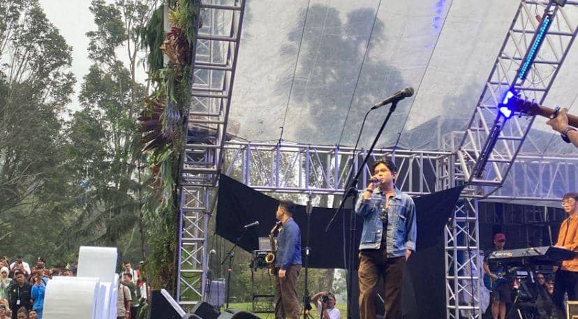 Juicy Luicy, band pengisi Sunset di Kebun Raya Cibodas (IDN Times/Siti Fatimah)