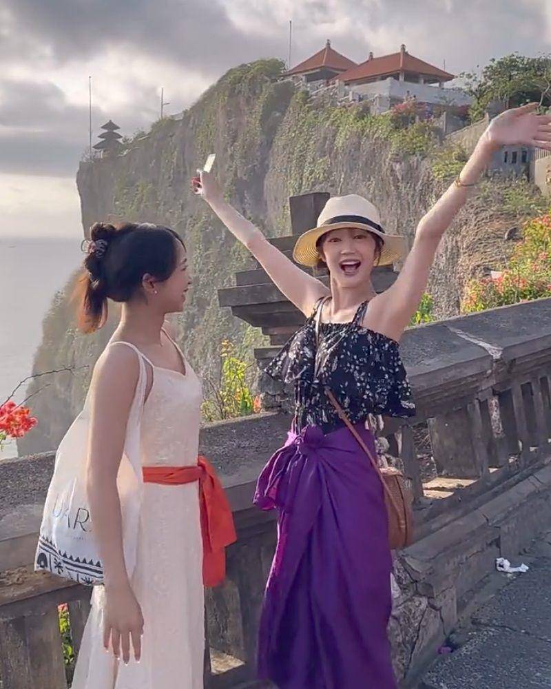potret Dita Karang SECRET NUMBER liburan di Bali (instagram.com/hey__deets)