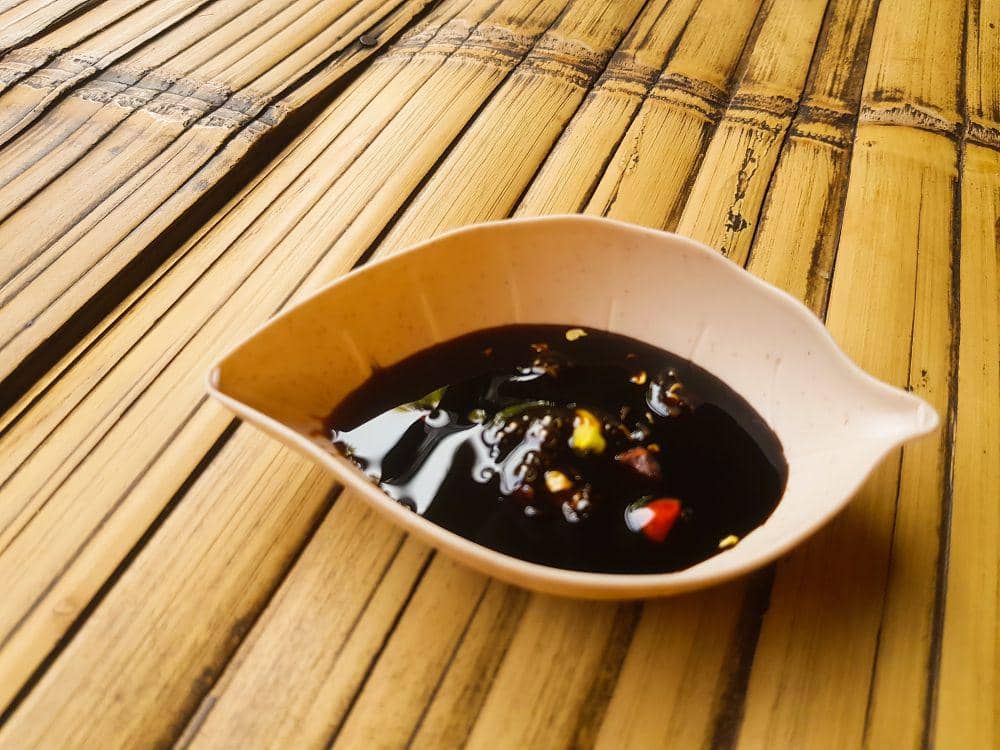 Saus Ponzu (vecteezy.com/members/blackpanda777)