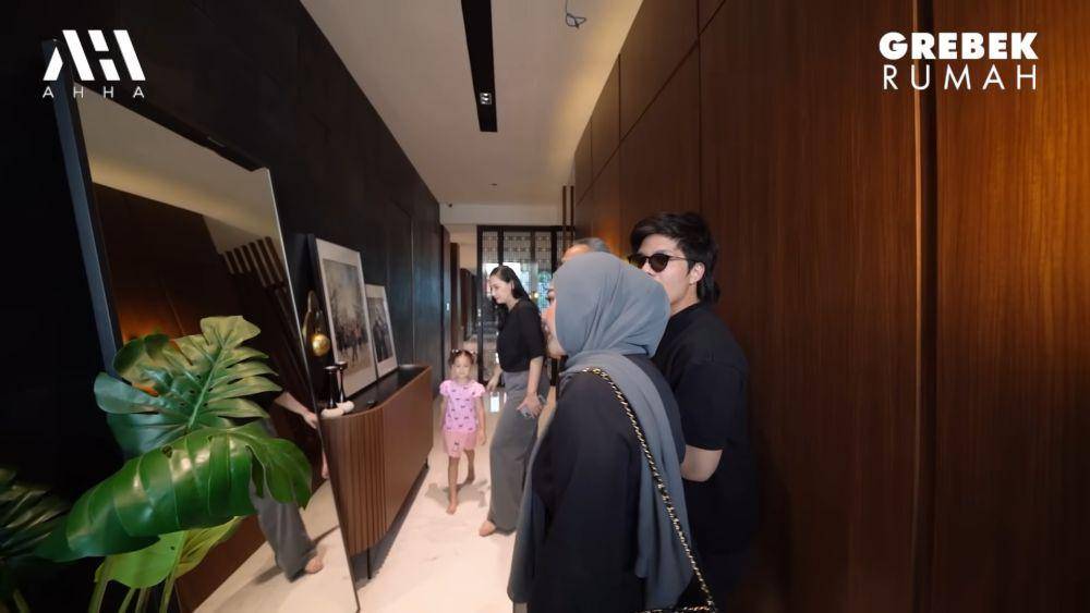 desain rumah Mona Ratuliu dan Indra Brasco (youtube.com/AH)