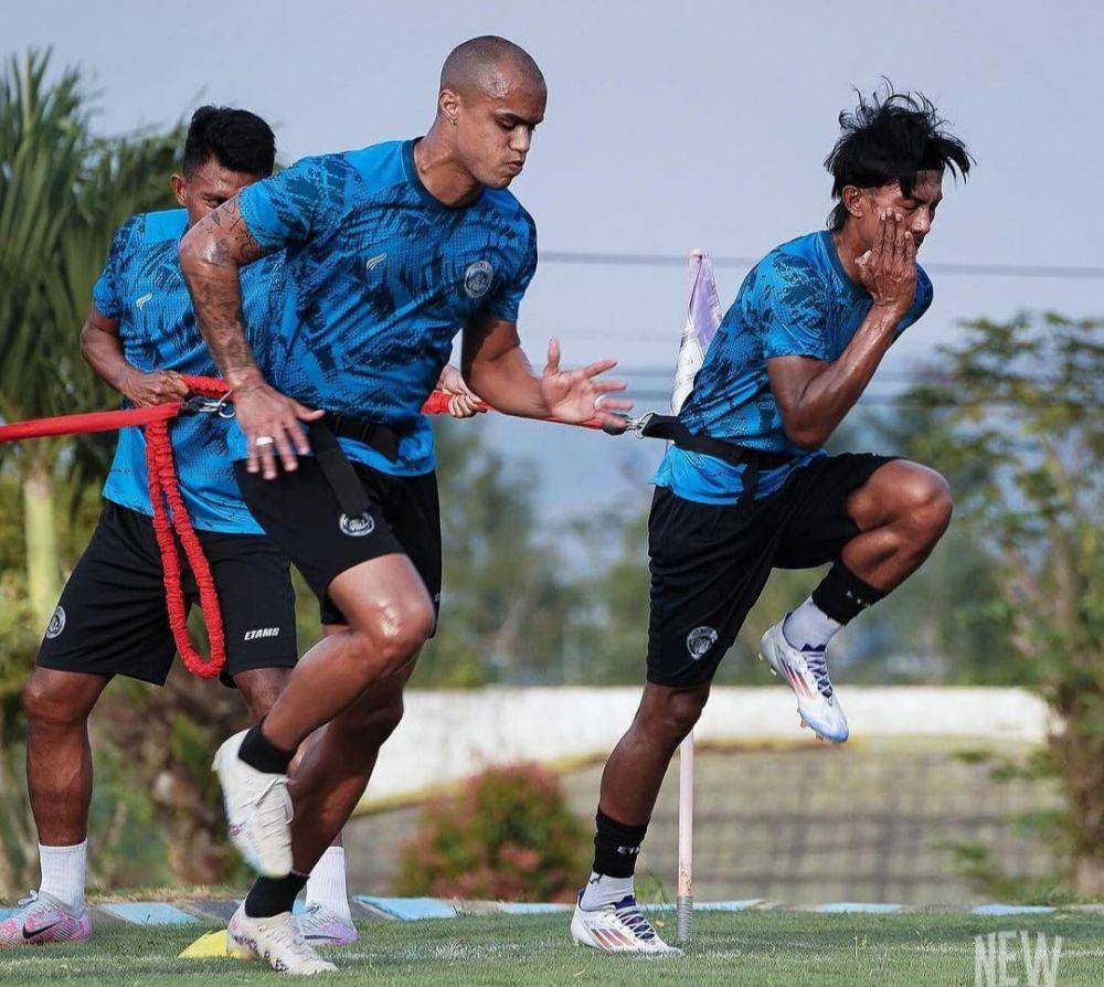 Pemain-pemain Arema FC saat menjalani latihan. (Dok. Media Officer Arema FC)