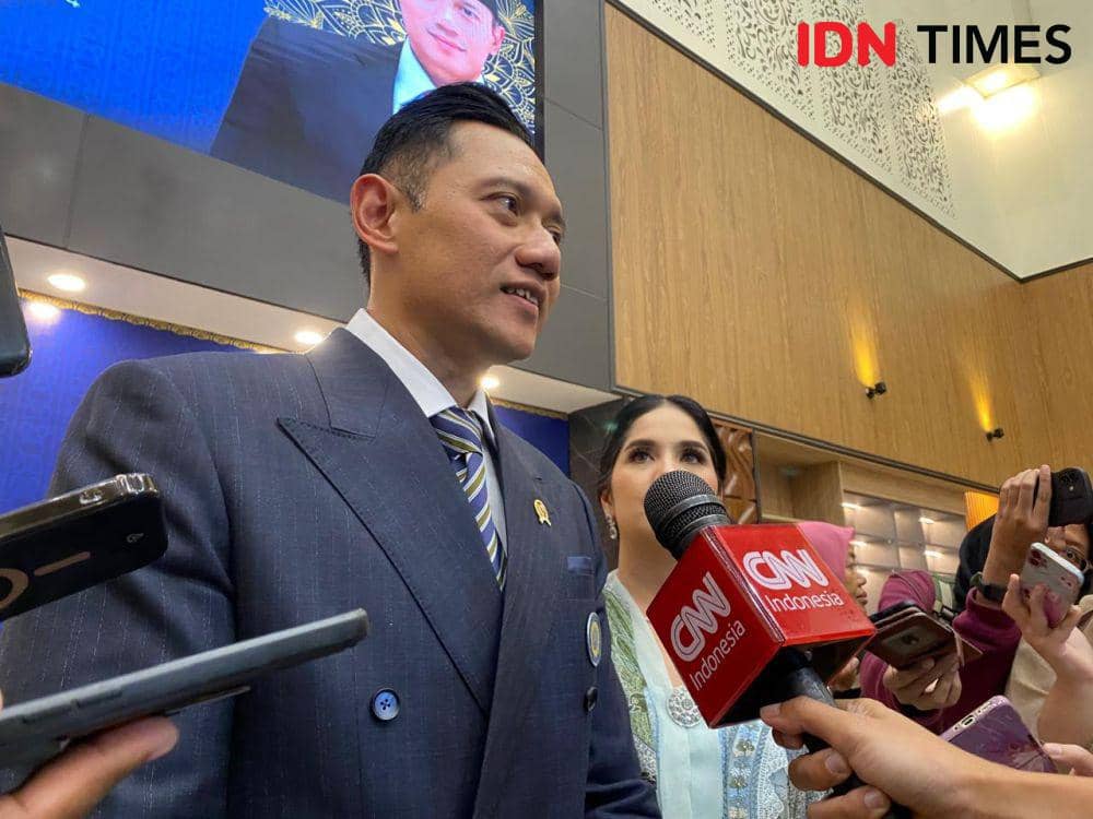 Lulus Program Doktoral, AHY Siap Jadi Menteri Prabowo?