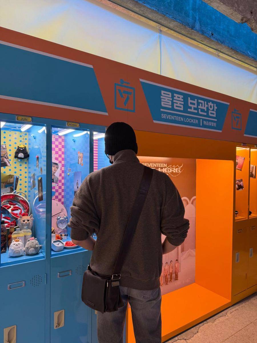 Wonwoo di Carat Station Korea Selatan (dok. Weverse/seventeen)
