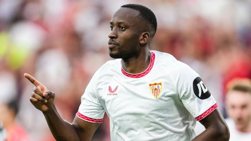 5 Pemain Sevilla Terakhir yang Cetak Gol Penalti ke Gawang Real Betis