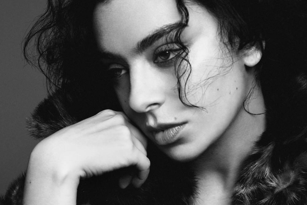 10 Album Musik Rilis Oktober 2024, Coldplay hingga Charli XCX