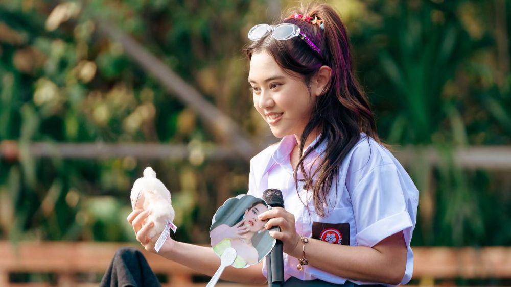 11 Potret Ziva Magnolya di Synchronize Festival, Cosplay Jadi Anak SMA