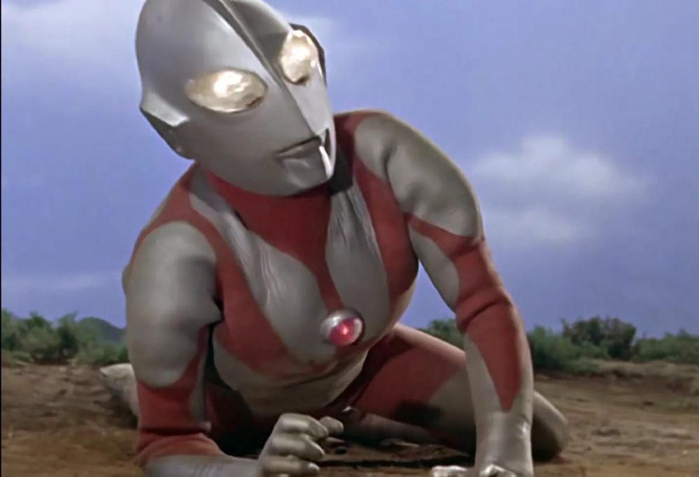 Kenapa Ultraman Hanya Tahan 3 Menit di Bumi? Ini Jawabannya!