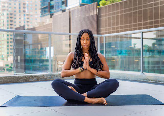Studi: Meditasi Mindfulness Sama Efektifnya dengan Antidepresan