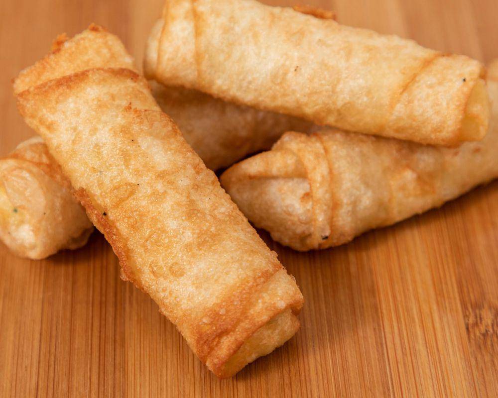 Ilustrasi lumpia goreng (pexels.com/Dima Valkov)