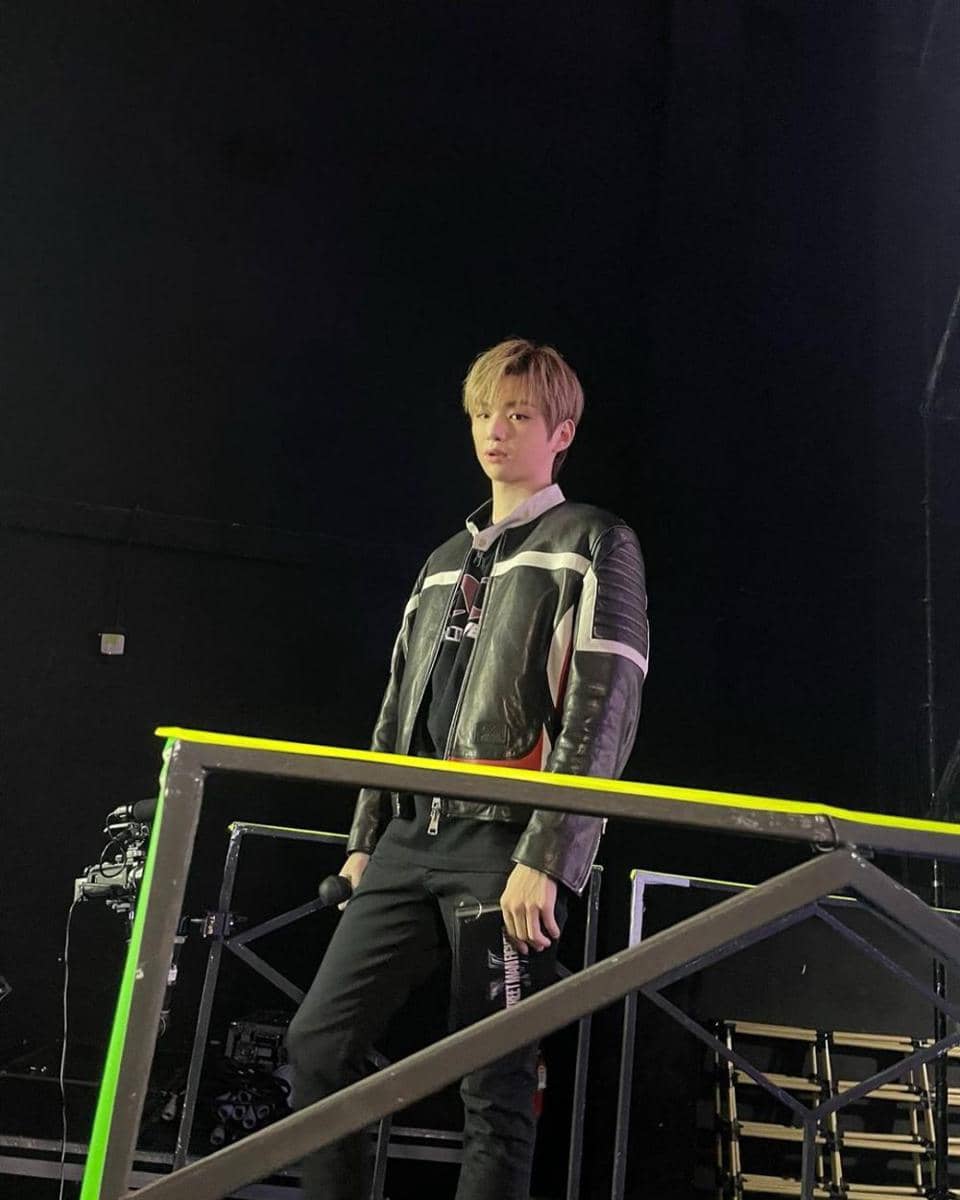 outfit kasual ala Kang Daniel (instagram.com/daniel.k.here)