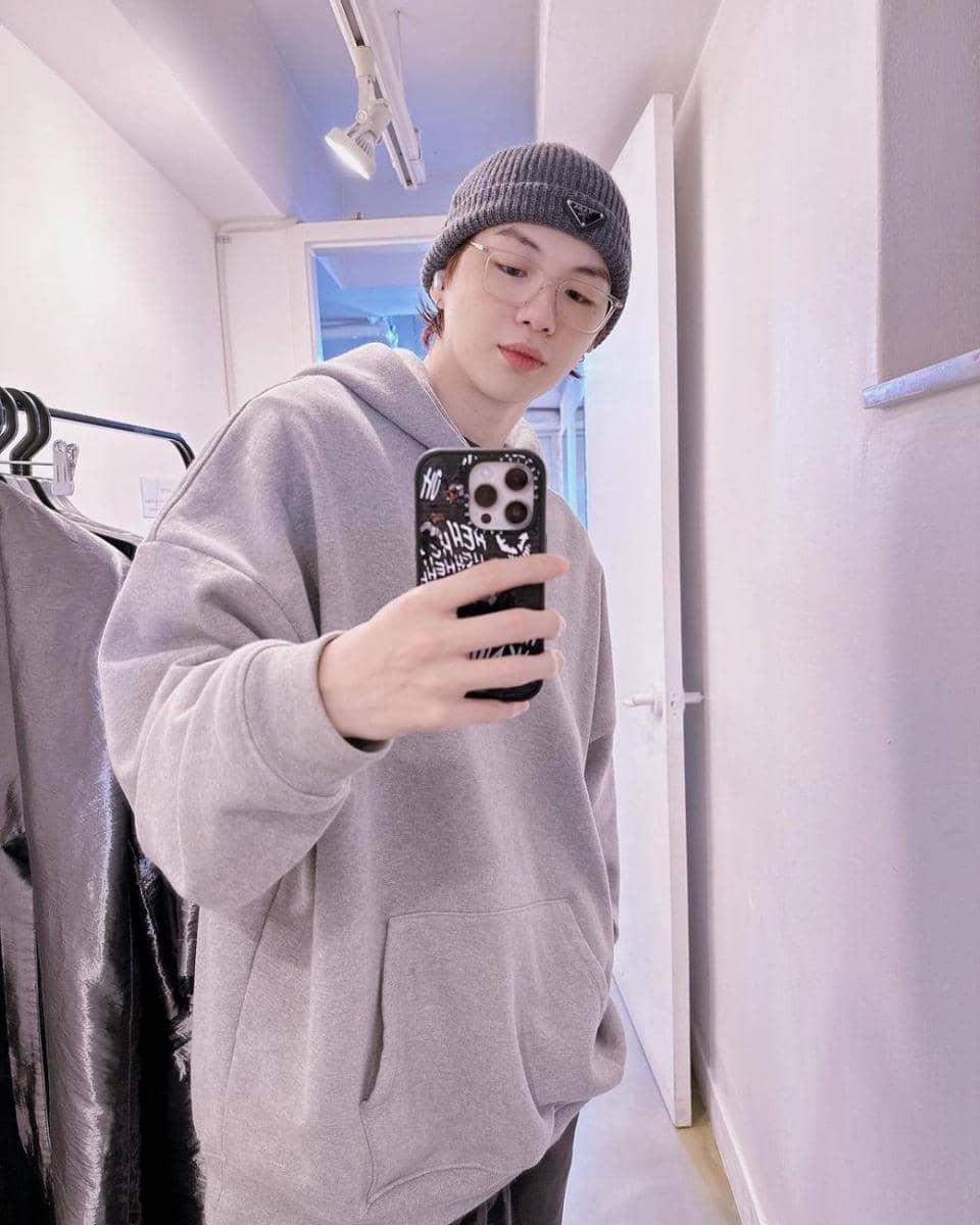 outfit kasual ala Kang Daniel (instagram.com/daniel.k.here)