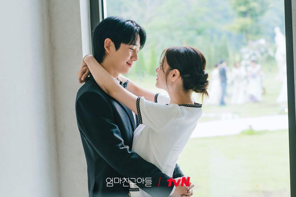 7 Bukti Choi Seung Hyo Pacar yang Suportif di Drama Love Next Door