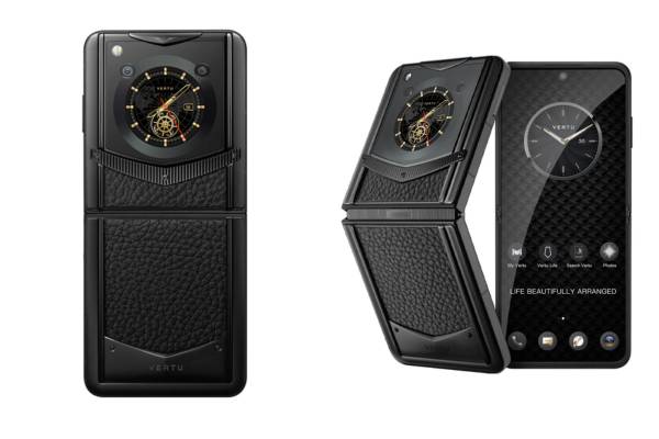 VERTU® IRONFLIP CALFSKIN SERIES, HP yang didapatkan Ketut Permata sebagai hadiah memenangkan Miss Cosmo (vertu.com)