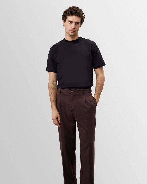 ilustrasi outfit cokelat pria (pinterest.com)
