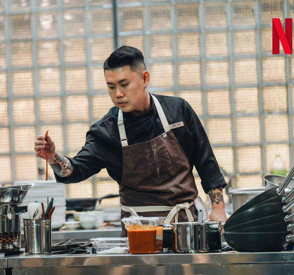 cuplikan variety show Netflix Culinary Class Wars (instagram.com/NapoliMatfia)