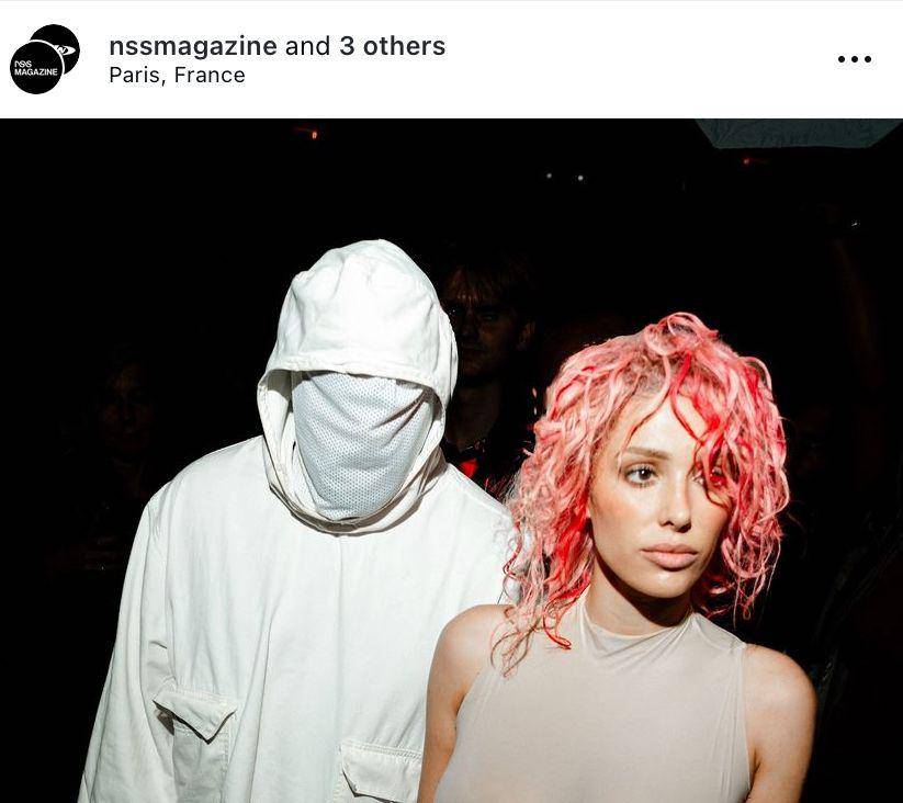 potret Kanye West dan Bianca Censori (via instagram.com/yeezymafia)