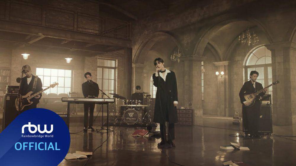 cuplikan MV "A Book In Memory" (youtube.com/ONEWE)