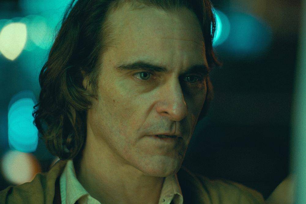 Joaquin Phoenix dalam film Joker (dok. Warner Bros. Pictures/Joker)