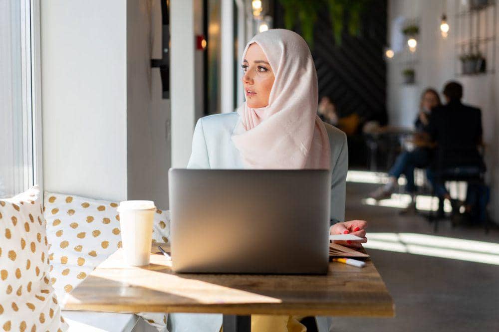 Ilustrasi perempuan berdaya