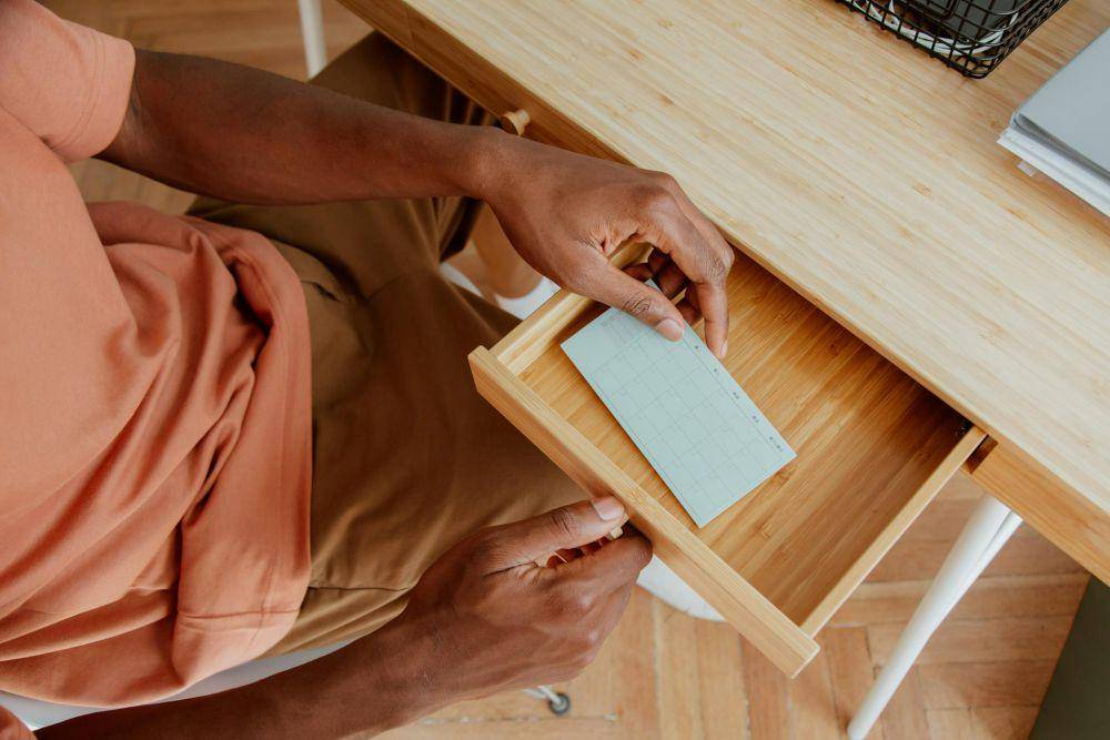 ilustrasi furnitur multifungsi (pexels.com/Ron Lach)