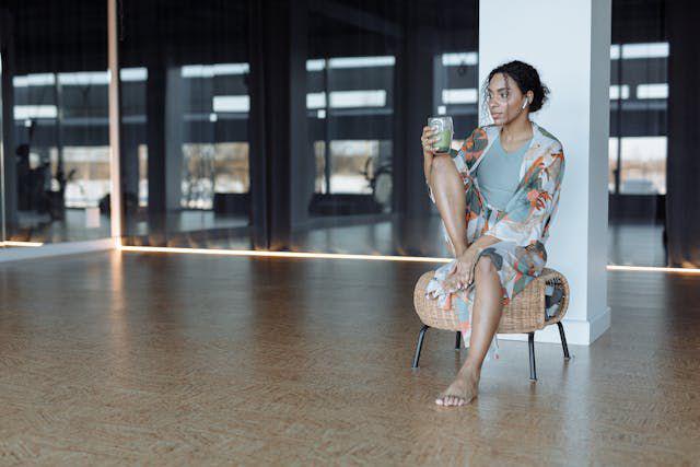 5 Cara Introvert Menjaga Kesehatan Mental di Dunia yang Ramai